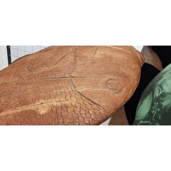Large VIntage Hand Carved Decorative Wooden Fish - Picture 4 of 8